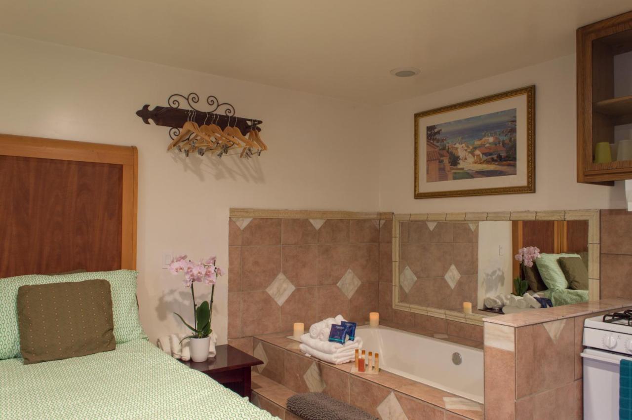 Casa Del Sol Carpinteria